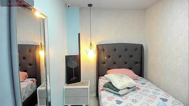 MAILYLOVE1 online show from 02/19/25, 04:00