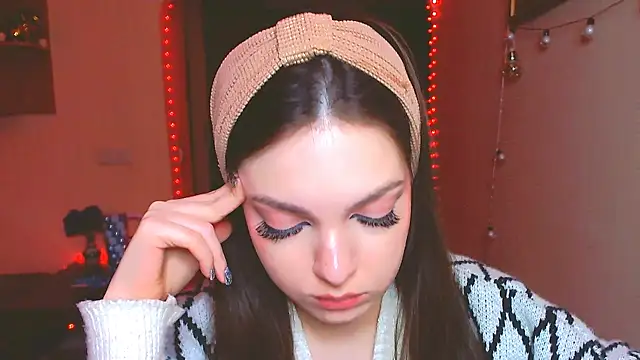 miss merciless  online show from 12/19/24, 06:56