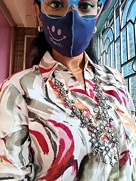 wild bong queen online show from 11/12/25, 09:32