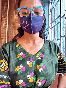 wild bong queen online show from 11/25/25, 09:42