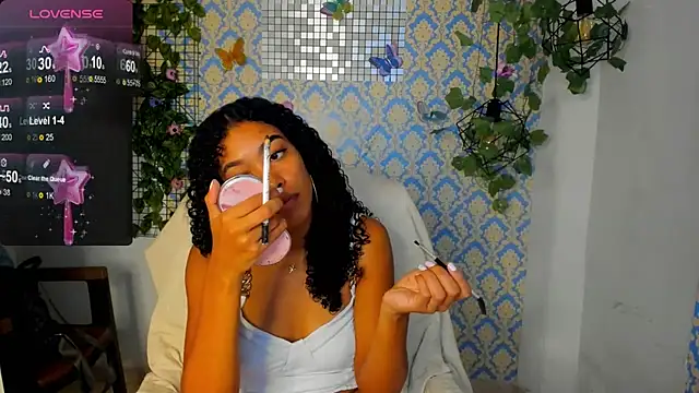 Snapshot of sasha_fox00 chatting on 01/09/25, 08:44 sasha fox00 online show from 01/09/25, 08:44