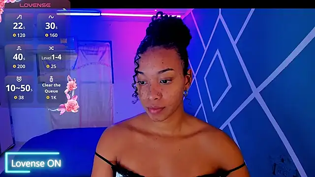 Snapshot of sasha_fox00 chatting on 10/07/25, 03:04 sasha fox00 online show from 10/07/25, 03:04