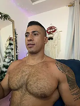 aaroncolombia online show from 12/21/25, 10:33