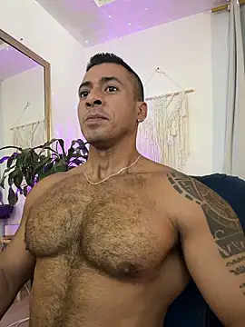 aaroncolombia online show from 01/09/26, 01:25