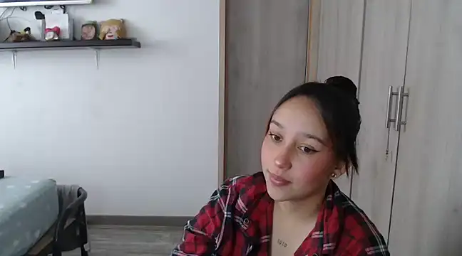 Snapshot of Skarlet_Adams28 chatting on 12/05/24, 07:28 Skarlet Adams28 online show from 12/05/24, 07:28