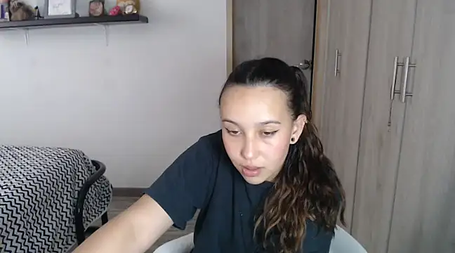 Snapshot of Skarlet_Adams28 chatting on 12/10/24, 10:16 Skarlet Adams28 online show from 12/10/24, 10:16