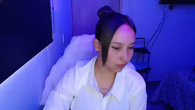 Snapshot of Skarlet_Adams28 chatting on 10/07/25, 09:12 Skarlet Adams28 online show from 10/07/25, 09:12