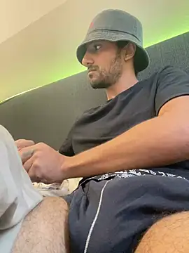 hard macoor12 online show from 12/13/24, 01:44