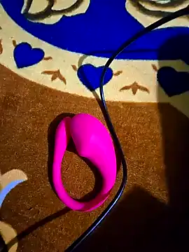 Snapshot of hotbaby_5 chatting on 01/06/25, 05:52 hotbaby 5 online show from 01/06/25, 05:52