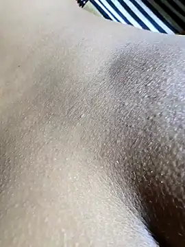 Snapshot of hotbaby_5 chatting on 01/28/25, 09:51 hotbaby 5 online show from 01/28/25, 09:51