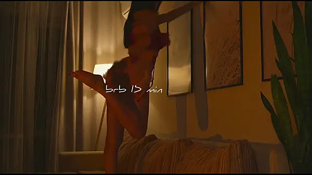 wowmolly online show from 04/14/26, 02:56