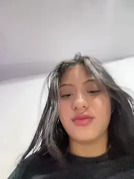 Estefanii- online show from 02/27/25, 08:17