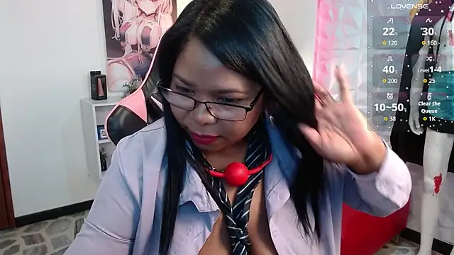 Keilathompson online show from 10/06/25, 10:34