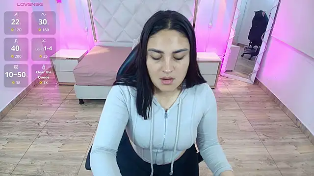 Brendda tay online show from 09/18/25, 03:08