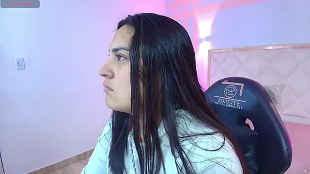 Brendda tay online show from 03/19/26, 03:21