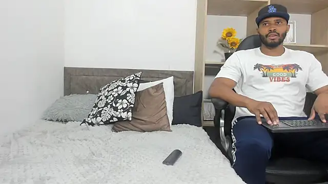 karsonmorris online show from 09/14/25, 07:13