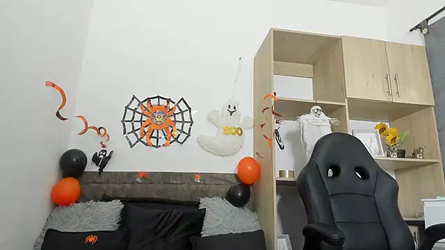 karsonmorris online show from 10/30/25, 06:52