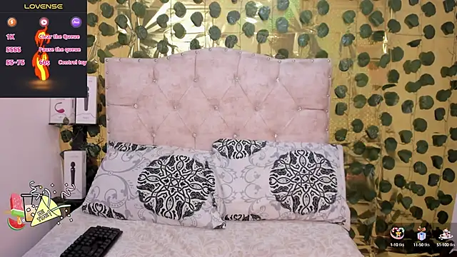 Snapshot of cristalconnorr chatting on 01/23/25, 03:11 cristalconnorr online show from 01/23/25, 03:11