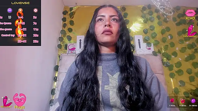 Snapshot of cristalconnorr chatting on 03/26/26, 05:40 cristalconnorr online show from 03/26/26, 05:40