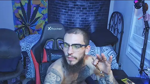 XMeF10 online show from 01/06/25, 04:04