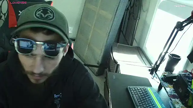 XMeF10 online show from 02/14/25, 05:57