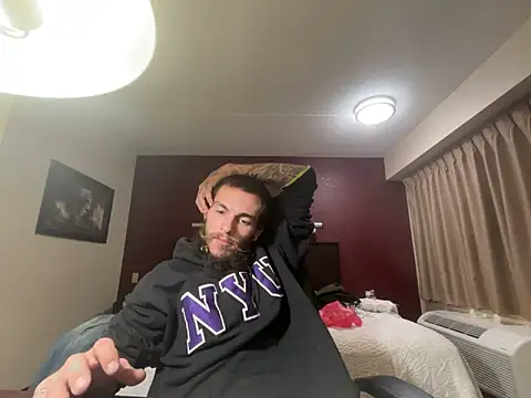 XMeF10 online show from 12/22/25, 01:13