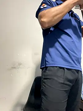 Snapshot of Brencuz chatting on 09/09/25, 01:05 Brencuz online show from 09/09/25, 01:05