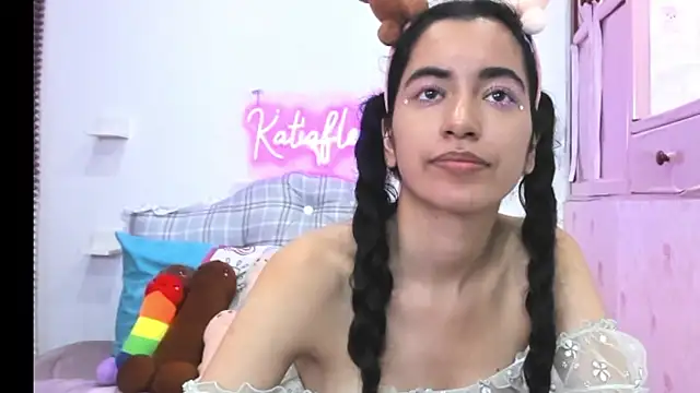 Katiaflex online show from 02/06/25, 02:22
