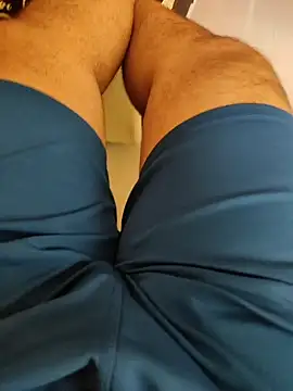 Akhil3290 online show from 10/22/25, 09:20