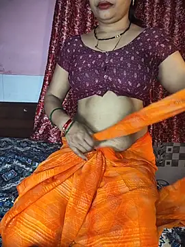 Snapshot of Shivani_Mumbai85 chatting on 05/28/26, 05:32 Shivani Mumbai85 online show from 05/28/26, 05:32