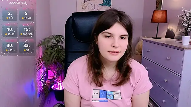 Ruyjin Choi online show from 03/17/25, 10:38