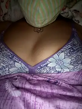 Avantika19 online show from 01/07/25, 08:24