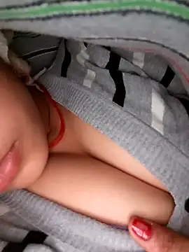 Avantika19 online show from 01/15/25, 09:02