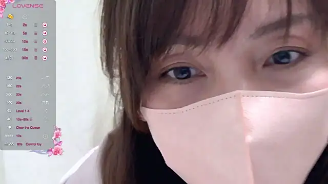 Snapshot of caro-caro chatting on 03/07/25, 02:57 caro-caro online show from 03/07/25, 02:57