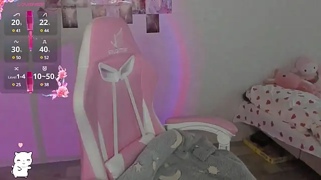 Snapshot of SweetieMollyy chatting on 03/20/25, 06:19 SweetieMollyy online show from 03/20/25, 06:19