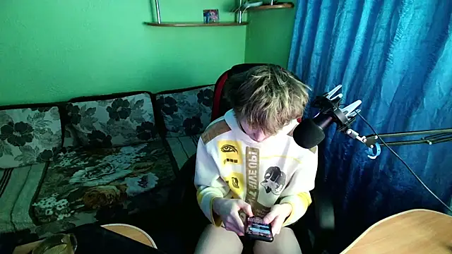 fameboyboo online show from 12/20/25, 04:47