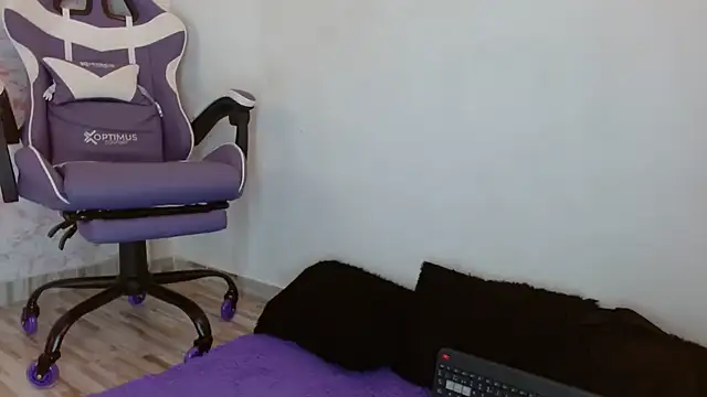 anahi  s online show from 09/12/25, 08:42