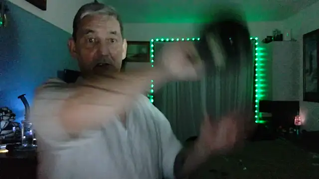 ChunkyMonkey007 online show from 12/24/24, 12:11