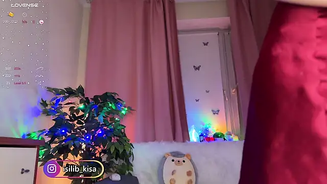 -Lisa Kisa- online show from 12/28/24, 05:35