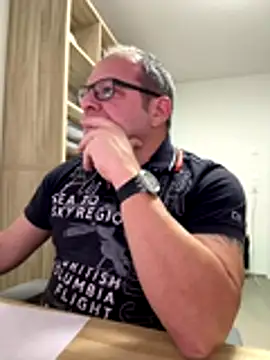 coupleLatinaLovers online show from 11/27/25, 06:37