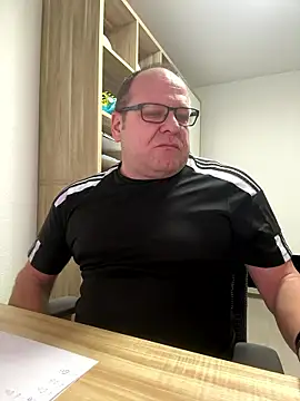 coupleLatinaLovers online show from 01/06/26, 06:28