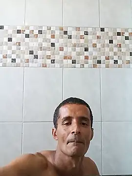 Snapshot of morenogato100 chatting on 06/30/26, 03:57 morenogato100 online show from 06/30/26, 03:57