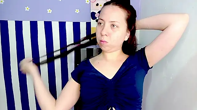 PetiteIvoryQueen19 online show from 04/14/26, 05:24