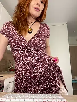 Snapshot of Ruby_Lilith chatting on 12/10/24, 06:06 Ruby Lilith online show from 12/10/24, 06:06