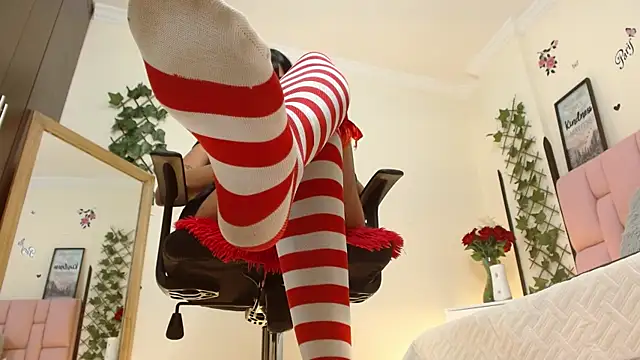 isabela ferrer  online show from 01/29/25, 04:19