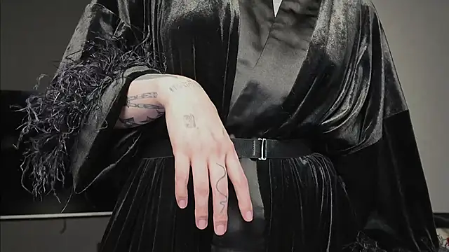 vinylstore online show from 03/07/25, 06:22