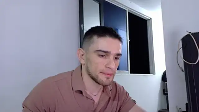 Sexy Alejandro  online show from 11/27/25, 03:30