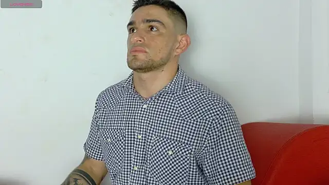 Sexy Alejandro  online show from 01/09/26, 06:42