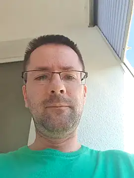 riskybusiness9090 online show from 04/18/26, 12:42