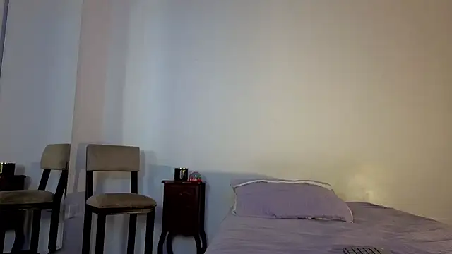 Leah Evans3 online show from 12/15/25, 11:09